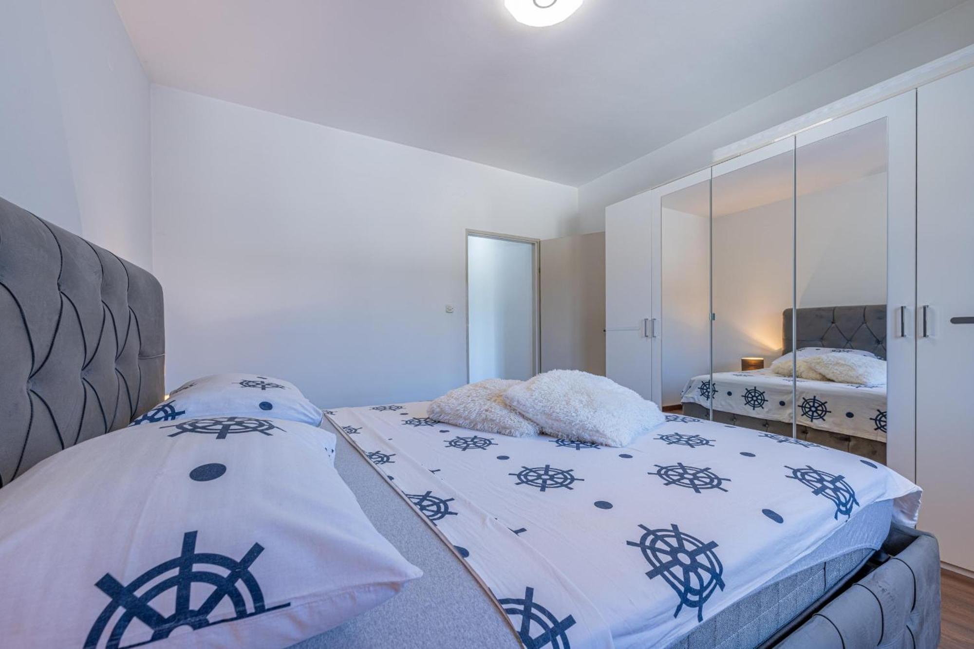 Ana Apartment ลิทซ์ยัน ภายนอก รูปภาพ